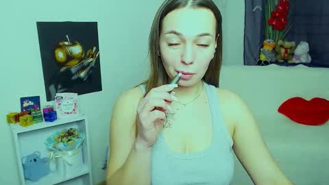 Vikki online show from February 27, 11:14 am