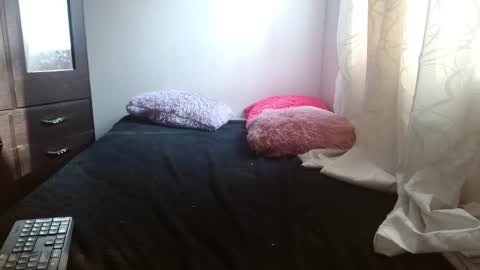 maaddy_thompson online show from February 12, 9:18 pm