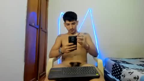 itgram pezlo josue online show from November 30, 3:19 pm