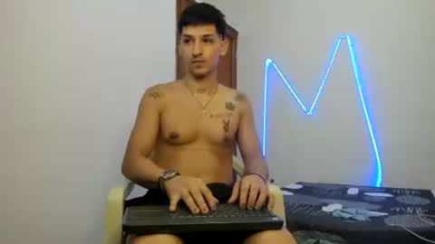 itgram pezlo josue online show from November 21, 4:38 pm