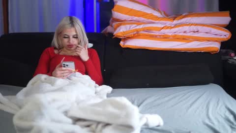 Mac Troy online show from October 12, 7:38 pm