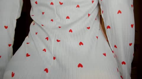 Macarena online show from December 7, 1:52 am