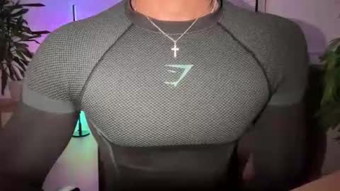 machine_15_ online show from April 18, 8:09 pm