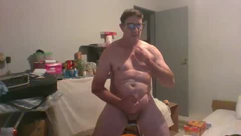 MACHOLIVRE online show from February 12, 6:28 am