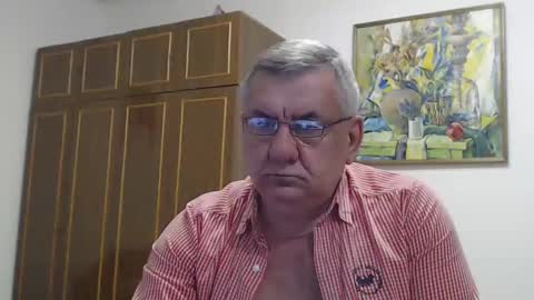 Snapshot of machomale3 chatting on February 10, 9:15 pm Macho online show from February 10, 9:15 pm