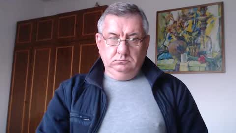 Snapshot of machomale3 chatting on February 12, 3:16 pm Macho online show from February 12, 3:16 pm