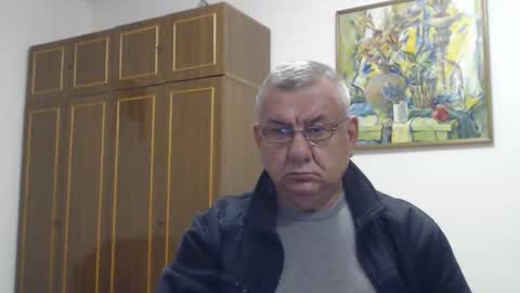 Snapshot of machomale3 chatting on October 14, 10:35 pm Macho online show from October 14, 10:35 pm