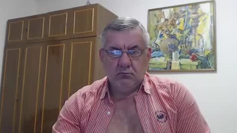 Snapshot of machomale3 chatting on February 2, 8:41 pm Macho online show from February 2, 8:41 pm