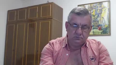 Snapshot of machomale3 chatting on March 12, 8:41 pm Macho online show from March 12, 8:41 pm
