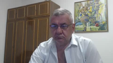 Snapshot of machomale3 chatting on September 18, 6:12 pm Macho online show from September 18, 6:12 pm