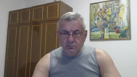 Snapshot of machomale3 chatting on September 27, 7:22 pm Macho online show from September 27, 7:22 pm