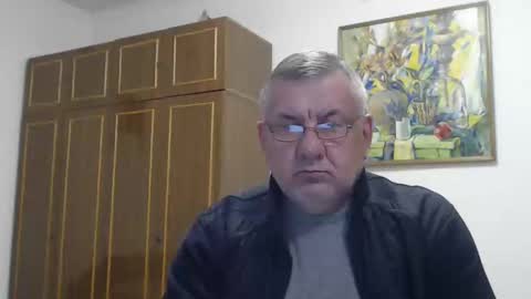 Snapshot of machomale3 chatting on March 2, 10:48 pm Macho online show from March 2, 10:48 pm
