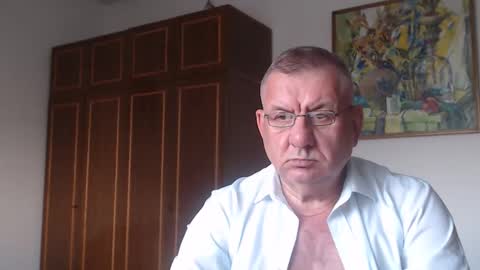Snapshot of machomale3 chatting on September 10, 4:08 pm Macho online show from September 10, 4:08 pm