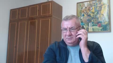 Snapshot of machomale3 chatting on October 9, 7:14 am Macho online show from October 9, 7:14 am