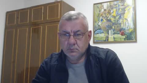 Snapshot of machomale3 chatting on October 7, 8:05 pm Macho online show from October 7, 8:05 pm