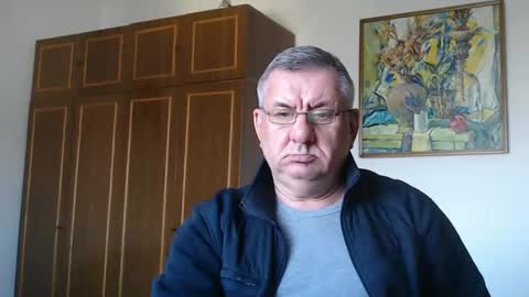 Snapshot of machomale3 chatting on March 6, 11:58 am Macho online show from March 6, 11:58 am