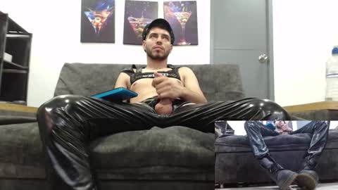 instagram mackdanielsx online show from October 30, 12:22 am