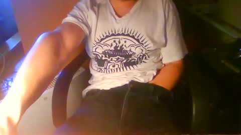 Snapshot of mackenss20 chatting on October 25, 10:14 am Makan online show from October 25, 10:14 am