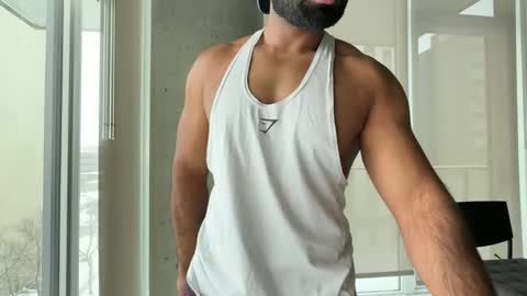 Max501 online show from February 24, 3:48 pm