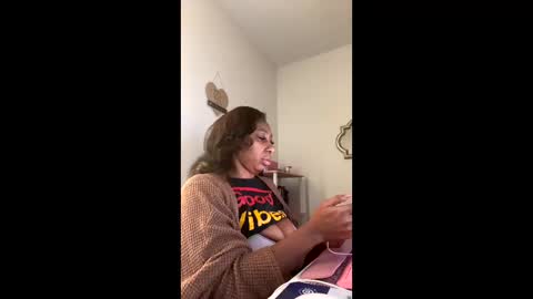 madam_glam online show from January 9, 6:02 pm