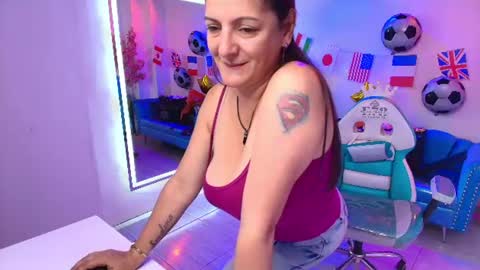 Madame Scarllet  online show from July 2, 11:37 am