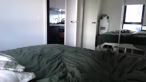 Snapshot of maddiemeekxo chatting on February 16, 5:37 am Maddie Meek  online show from February 16, 5:37 am