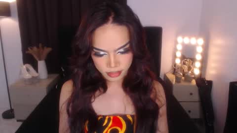 Snapshot of maddieontop chatting on February 17, 7:58 am maddieontop online show from February 17, 7:58 am