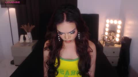 Snapshot of maddieontop chatting on February 20, 7:12 am maddieontop online show from February 20, 7:12 am