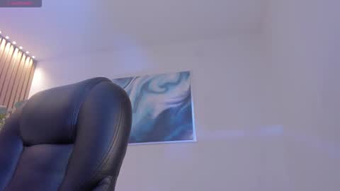 Maddison online show from December 23, 5:13 am