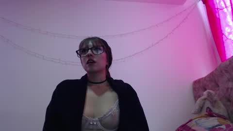 Maddy UwU online show from December 22, 6:36 pm