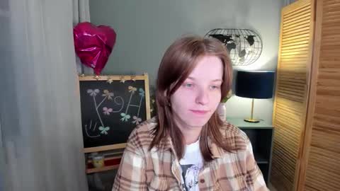 madelaines online show from November 5, 9:11 am