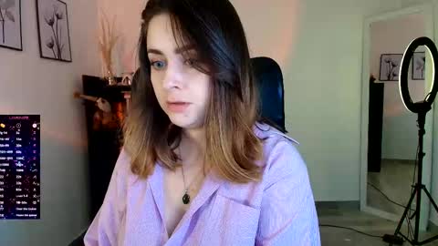 madelamee online show from February 1, 10:51 pm