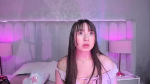 Madeleyn  online show from June 25, 8:03 pm