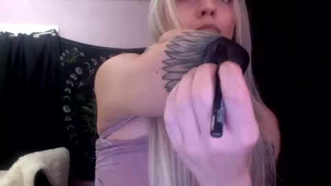 Snapshot of madelinevalentine chatting on October 12, 2:48 am madeline online show from October 12, 2:48 am