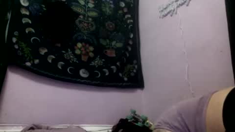 madeline online show from November 15, 10:17 am