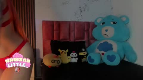 Snapshot of madison_little chatting on March 1, 1:07 pm Melissa 700 1400 -5 online show from March 1, 1:07 pm