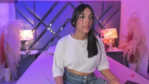 Maddi online show from June 6, 6:03 pm