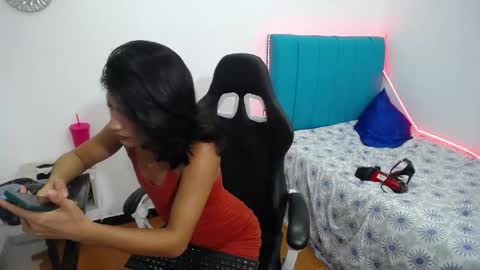 madisson_jones18 online show from April 29, 5:40 pm