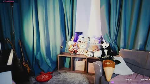 Alice online show from March 11, 8:23 pm