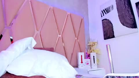 Mady James online show from October 29, 5:47 pm