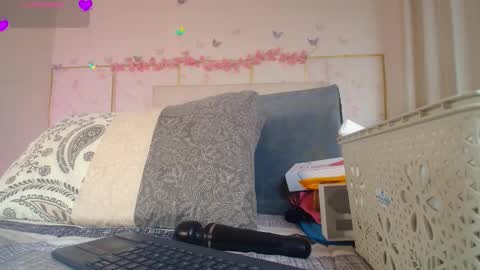 madysson__js_ online show from March 23, 2:55 pm