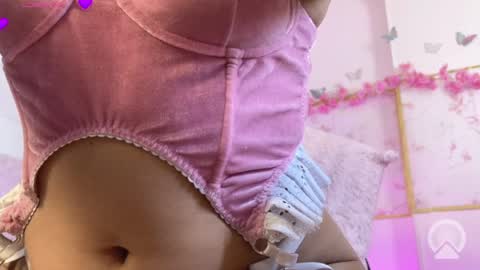 madysson__js_ online show from May 28, 4:38 pm