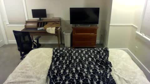 Snapshot of maevesins chatting on January 17, 9:17 am Maeve Sins online show from January 17, 9:17 am