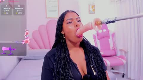 Maria fernada online show from April 25, 12:51 pm