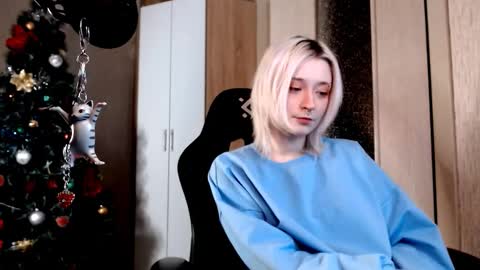 Sophia online show from January 13, 4:48 pm