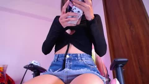 maggie online show from October 25, 5:57 pm