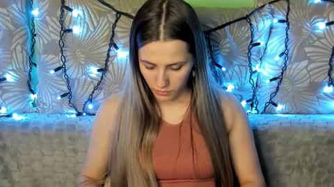 Maggie online show from February 14, 1:34 am