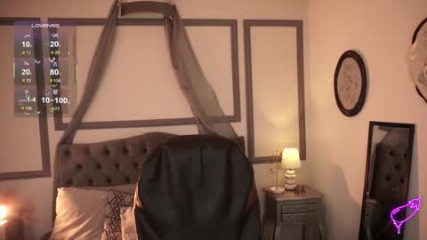   online show from February 28, 11:31 pm