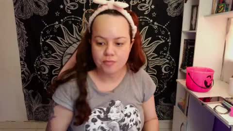 Claire online show from April 12, 9:08 pm