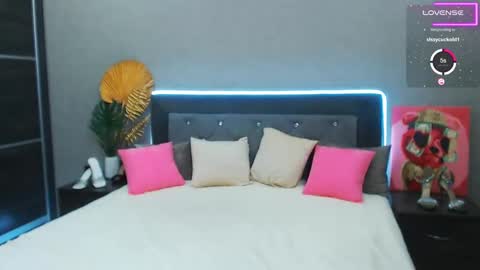 Hypnotizing online show from December 10, 7:58 am